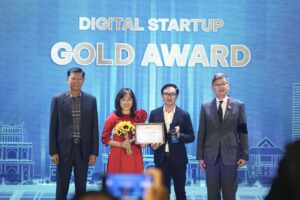 Đại diện MedCAT Nexus nhận giải Vàng hạng mục Startup số Giải thưởng Số ASEAN 2026