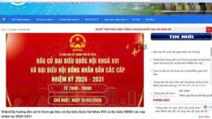 Phường Quảng Phú, TP Đà Nẵng tuyên truyền thông tin bầu cử qua trang web của phường. Ảnh: Nguyễn Linh