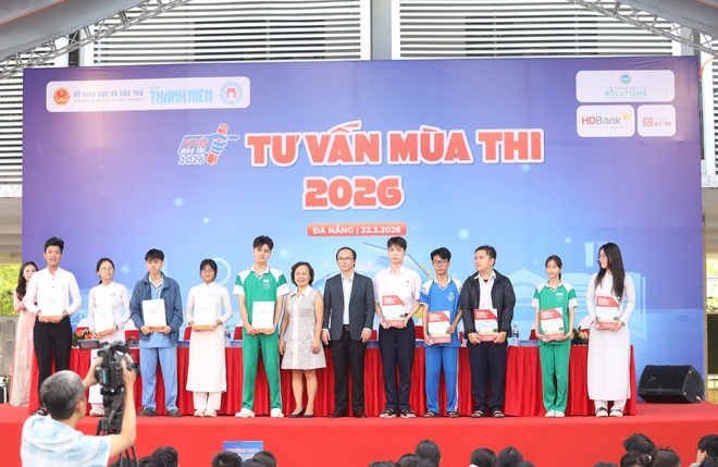 Trí tuệ nhân tạo thành điểm nhấn tại ngày hội tư vấn mùa thi- Ảnh 2.